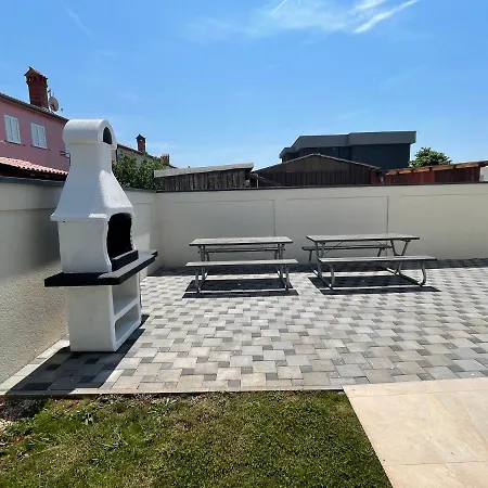 Softic Azra Apartment Umag